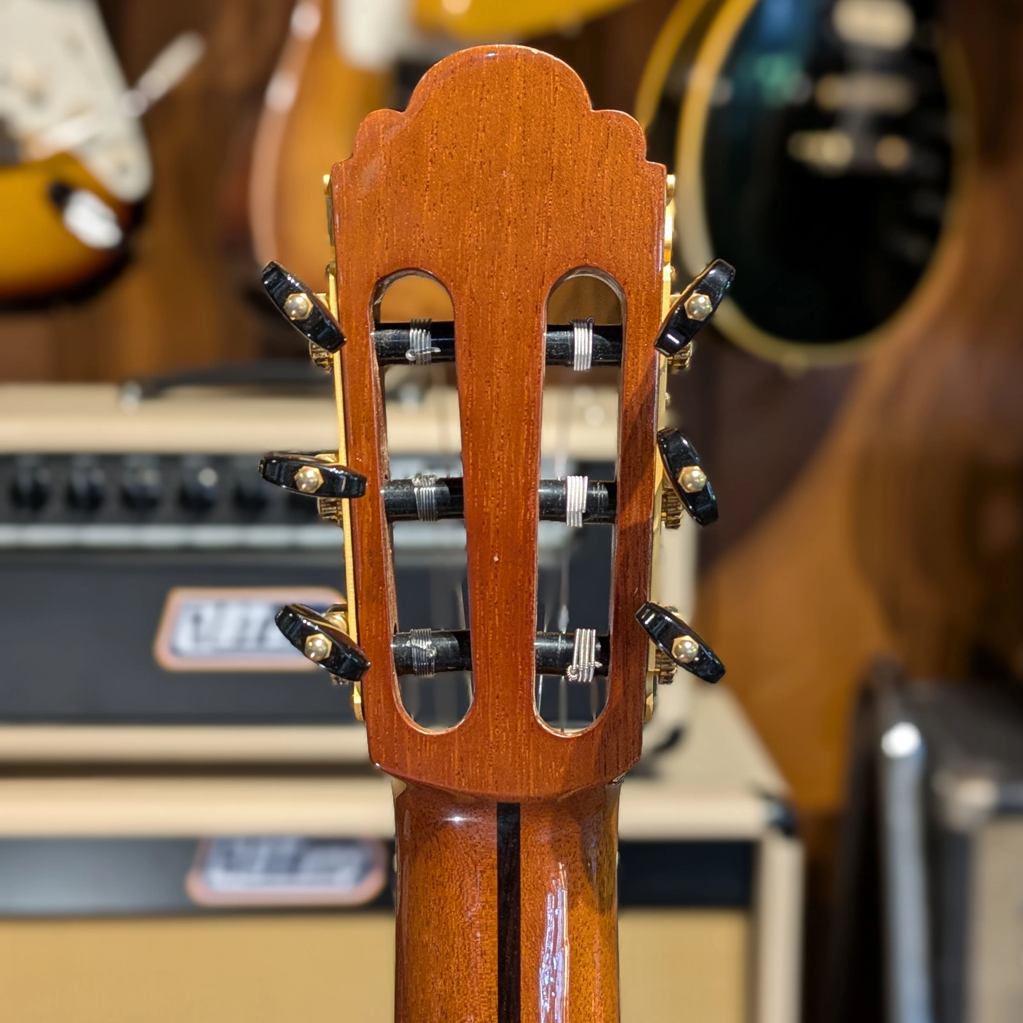 AGUSTIN ENRIQUEZ 4/4 Classical guitar 2011 - Image 10