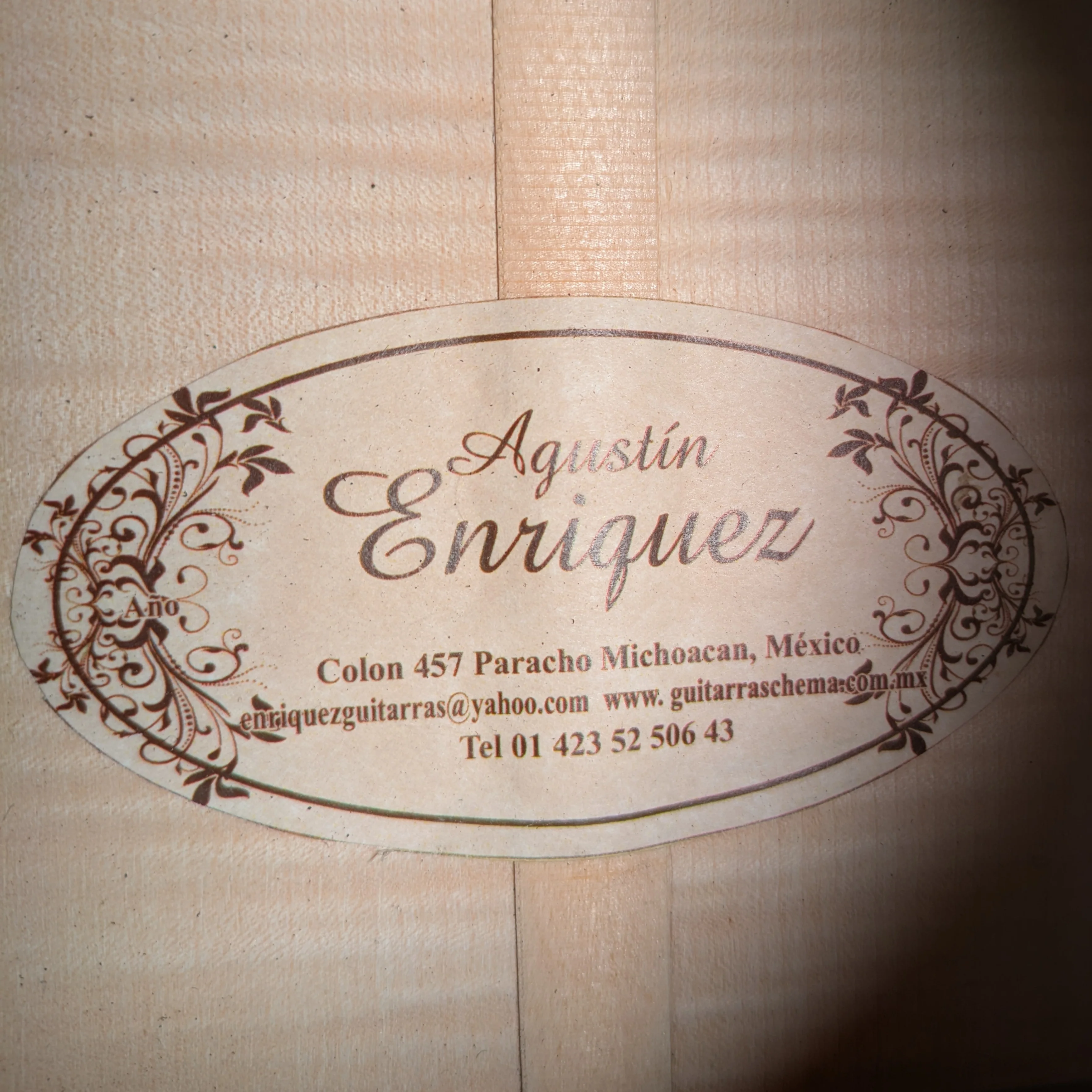 AGUSTIN ENRIQUEZ 4/4 Classical guitar 2011 - Image 8