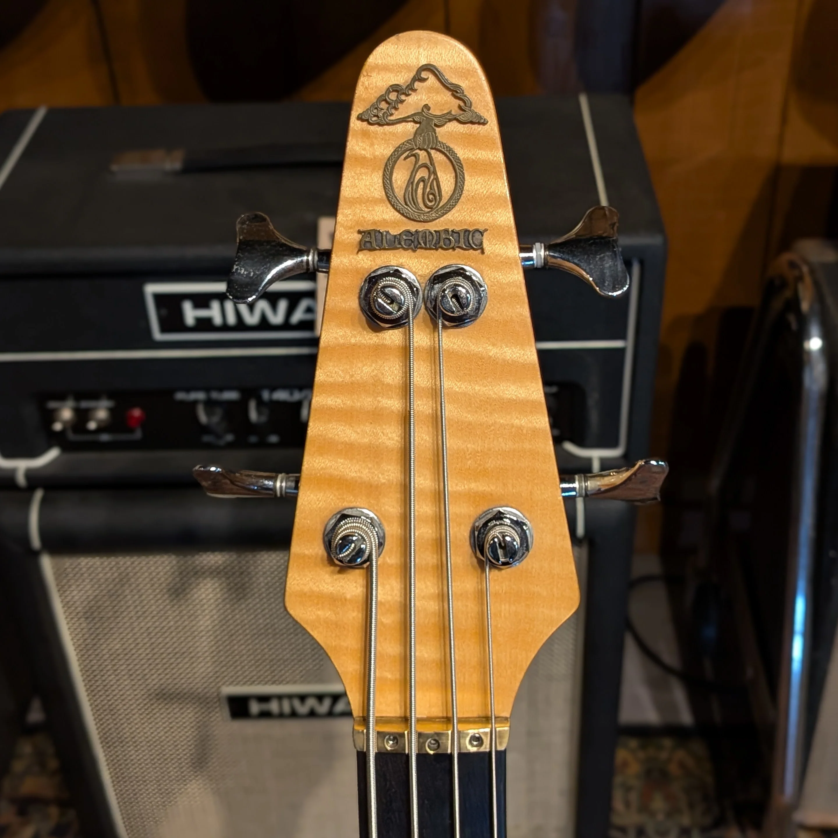 Alembic Persuader Bass - Quilted Maple - Image 7