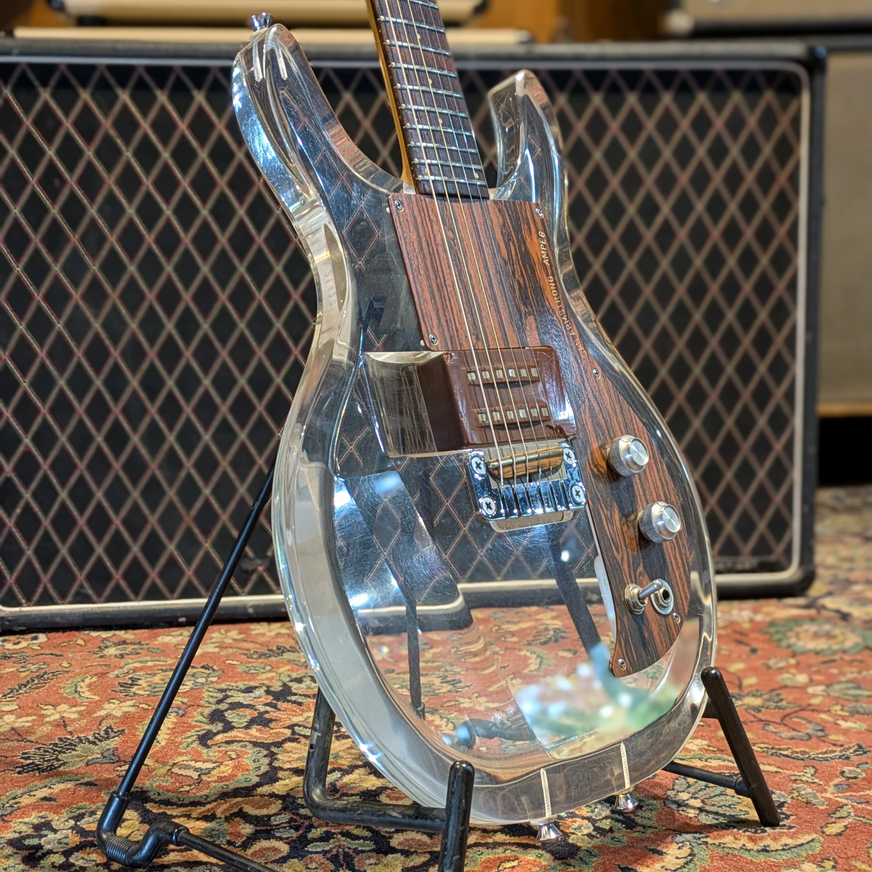 Ampeg Dan Armstrong Lucite Guitar 1971 - Clear - Image 2