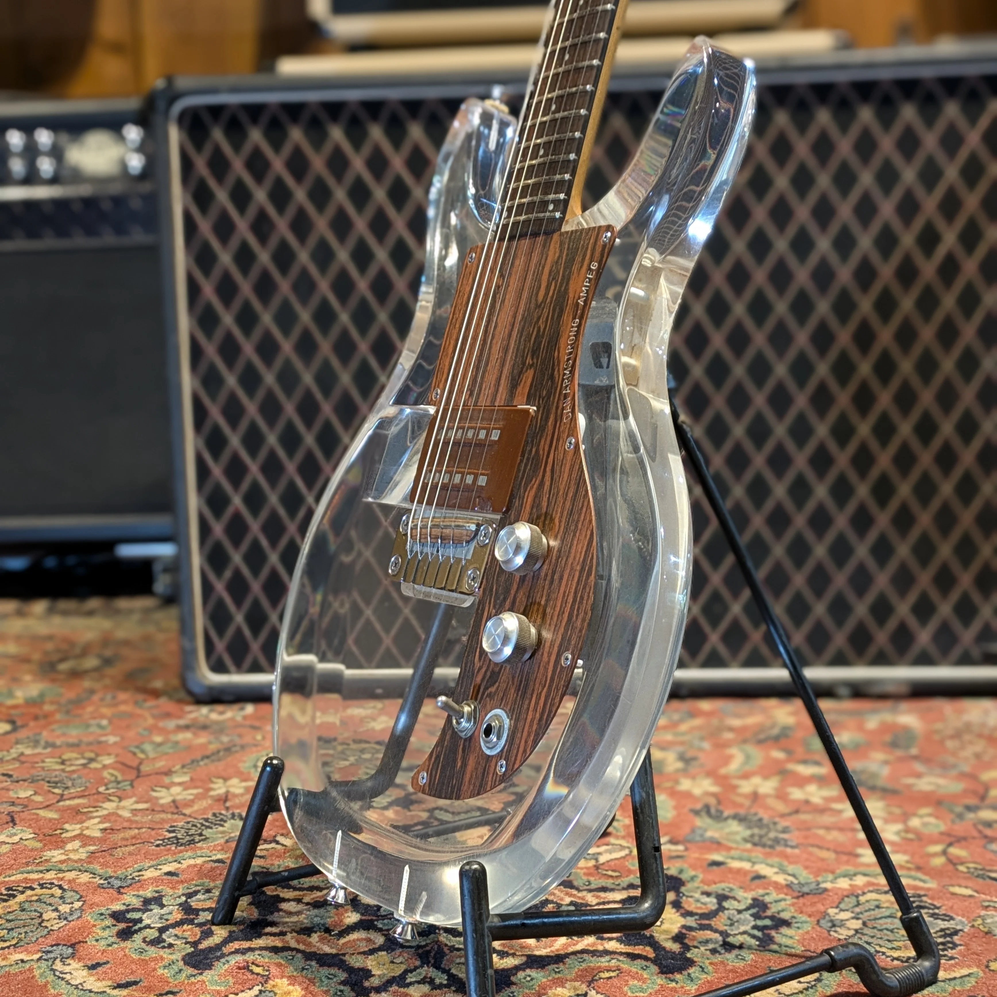 Ampeg Dan Armstrong Lucite Guitar 1971 - Clear - Image 4