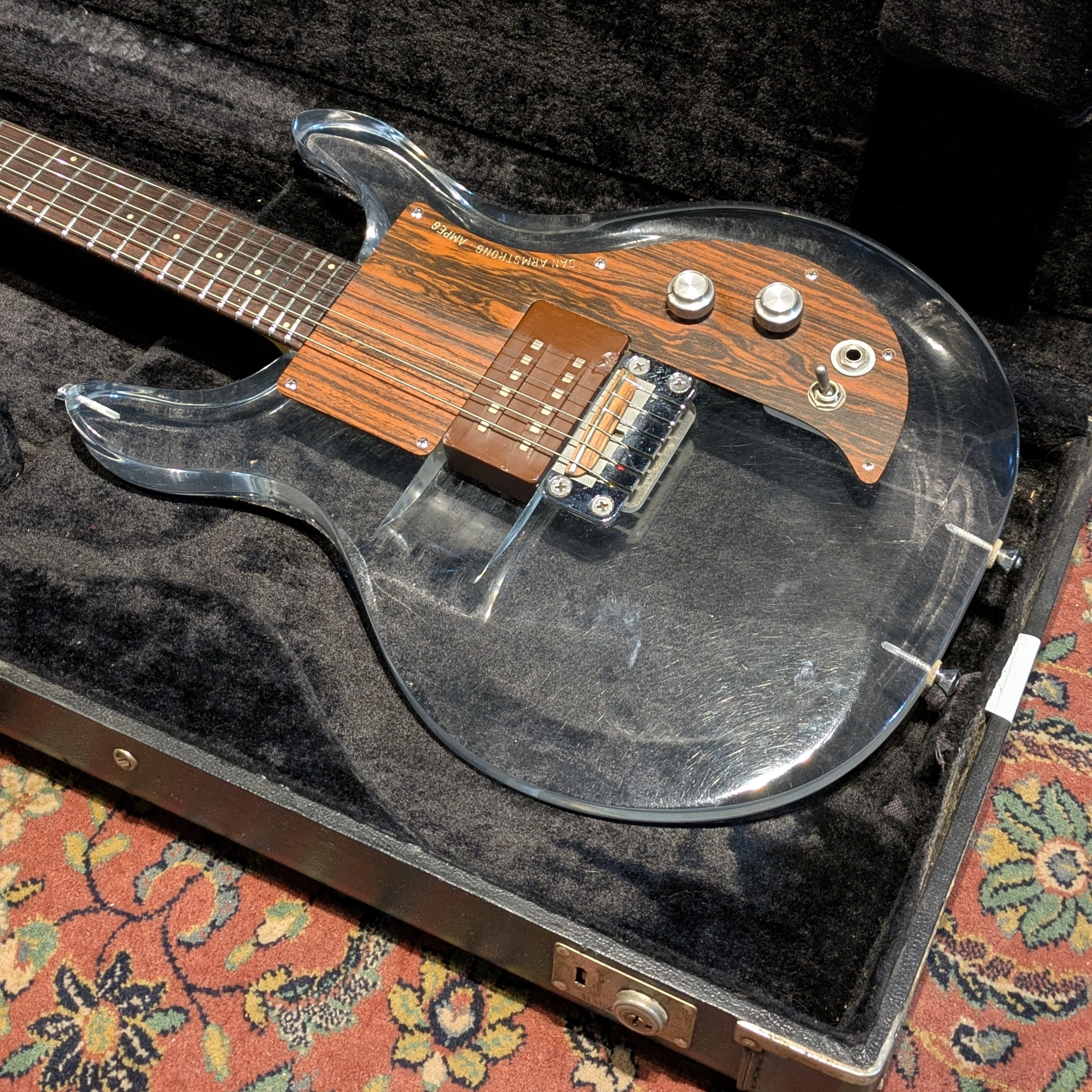 Ampeg Dan Armstrong Lucite Guitar 1971 - Clear - Image 7