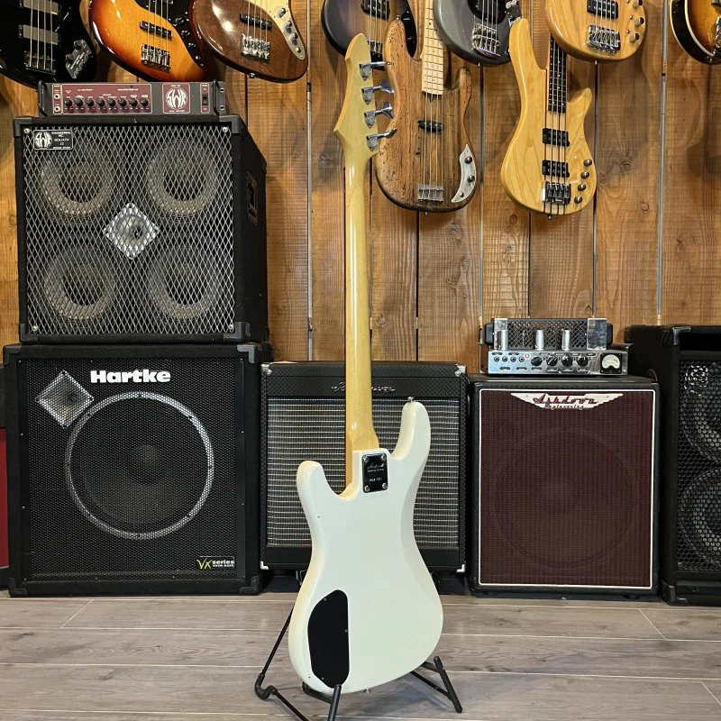 Aria Pro II Mad Axe PJ Bass - Image 4