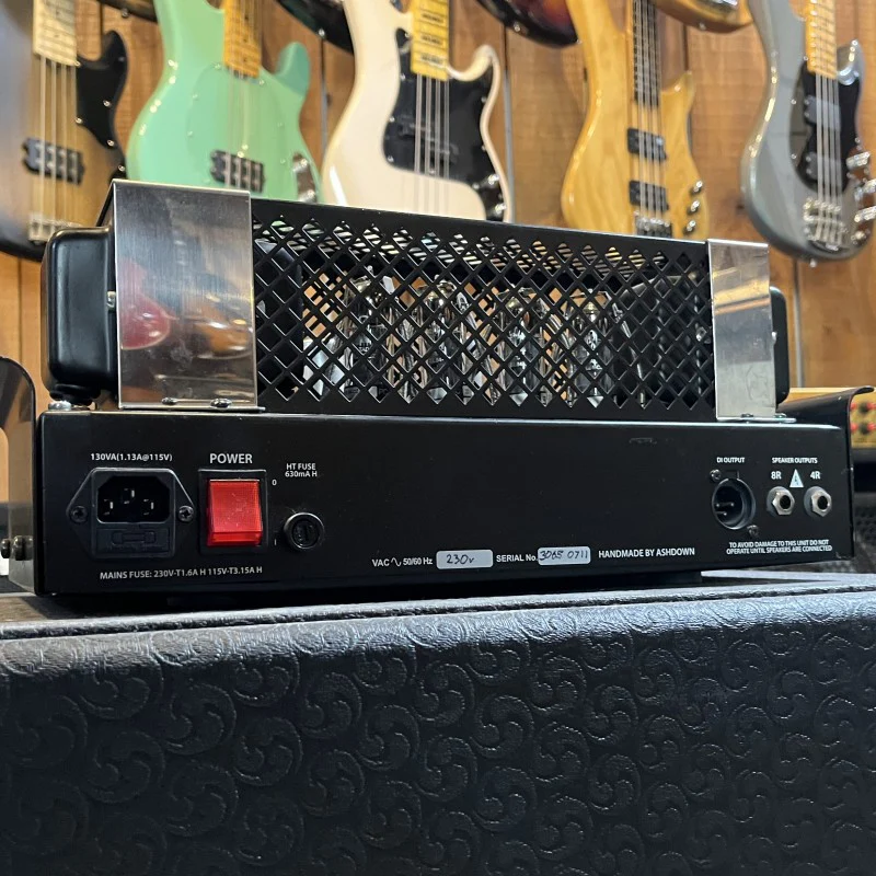 Ashdown LB-30 15H Drophead 30W Bass Amp 1X15" - Image 4
