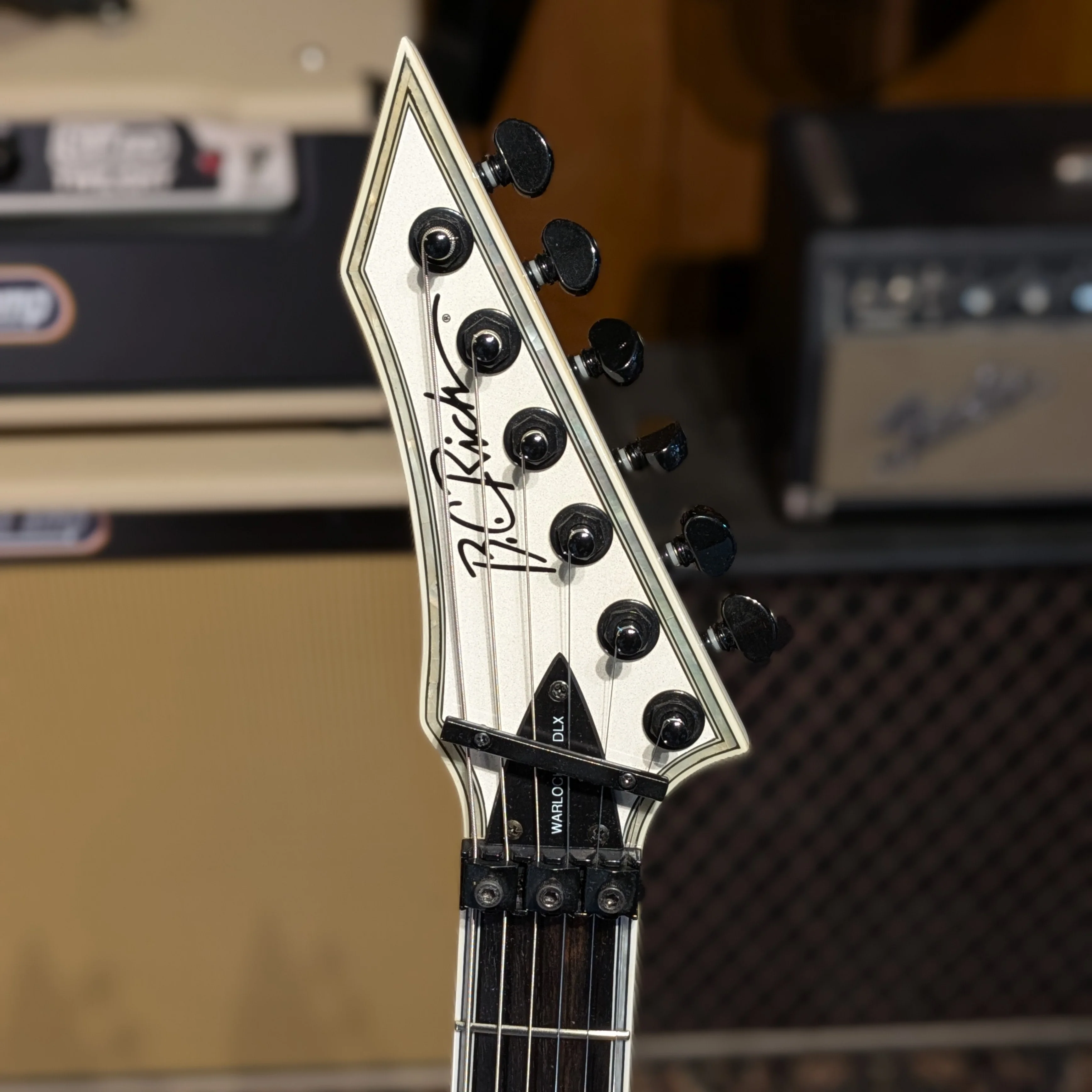 B.C. Rich Warlock NJ DLX 2012 - Pearl White - Image 5