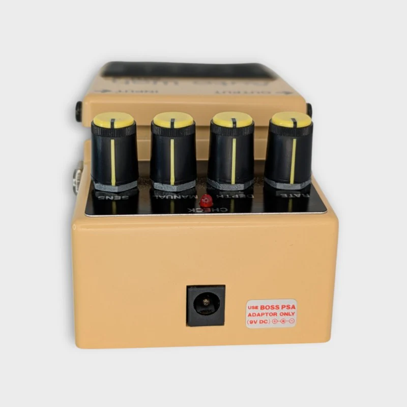 Boss AW-2 Auto Wah (Silver Label) - Image 6
