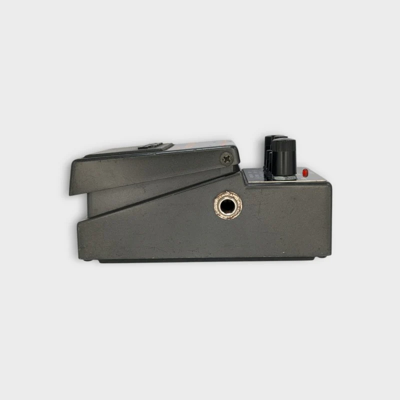 Boss MT-2 Metal Zone (Silver Label) - Image 4