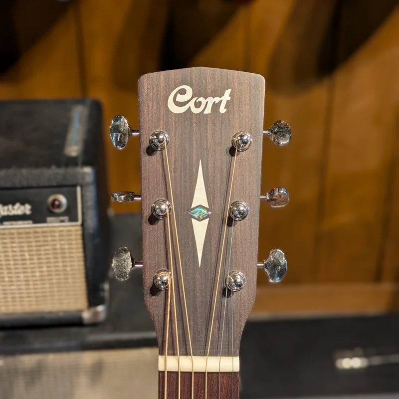 Cort L300V NAT Luce Series Solid Adirondack/Mahogany Orchestra - Image 6