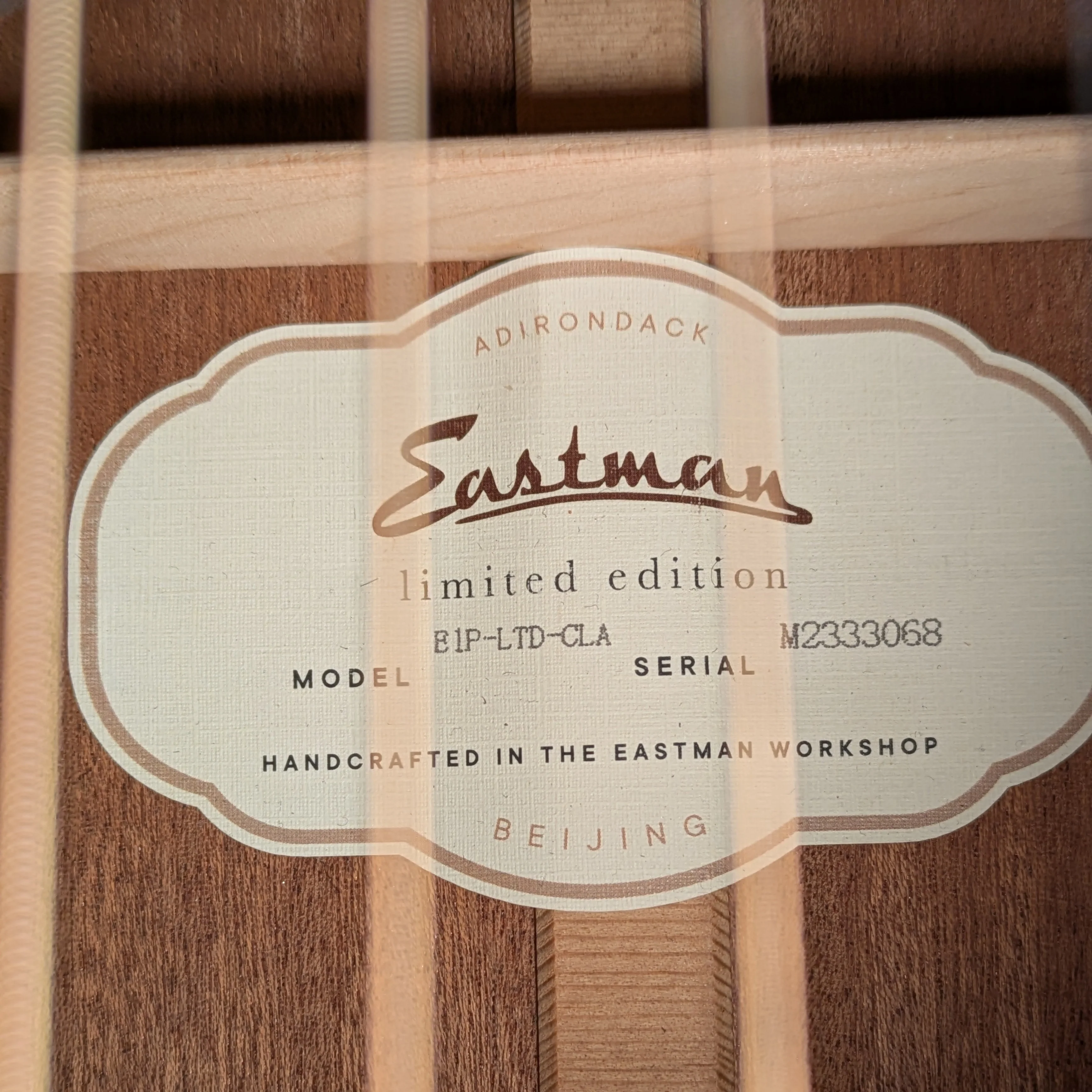 Eastman E1P-LTD-CLA 68/300 - Image 9