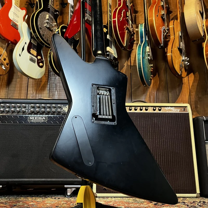 Epiphone Gothic Explorer 2003 (EMG 81) - Image 2