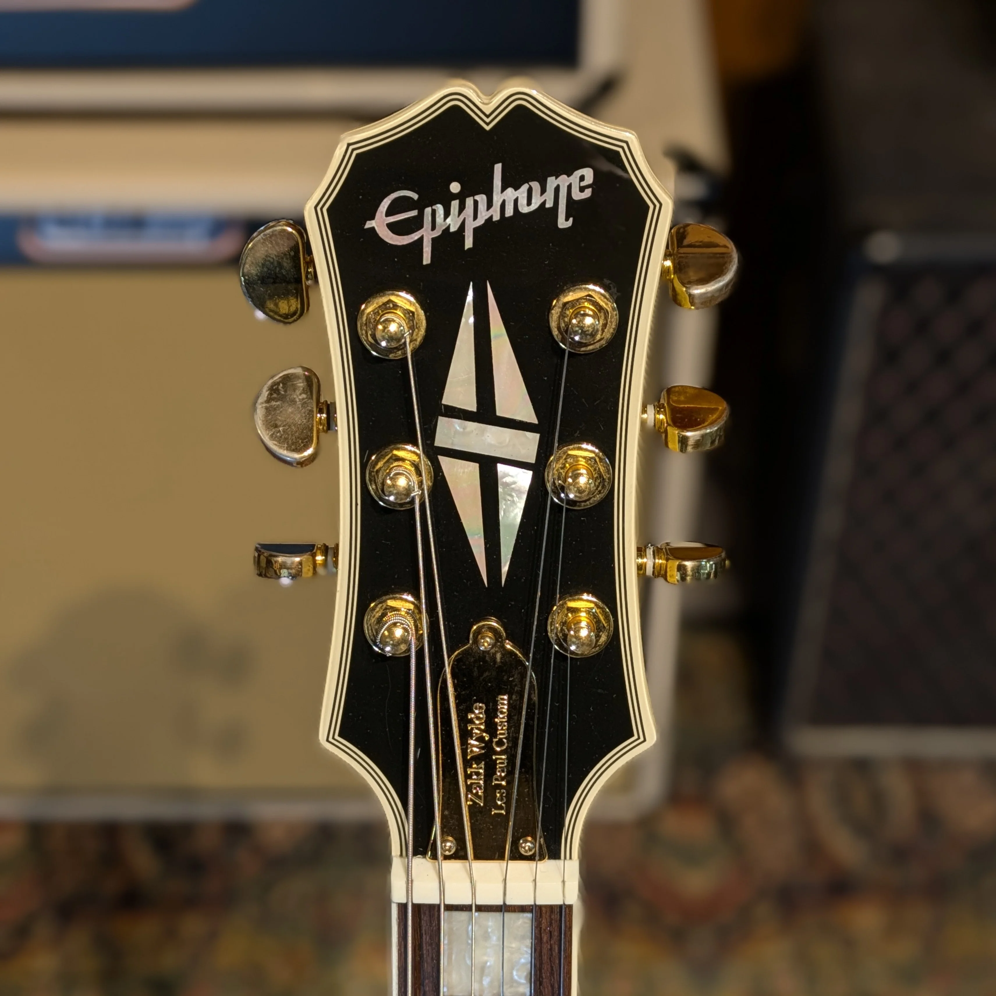 Epiphone Zakk Wylde Signature Les Paul Custom 2004 - Antique Ivory with Bullseye - Image 6