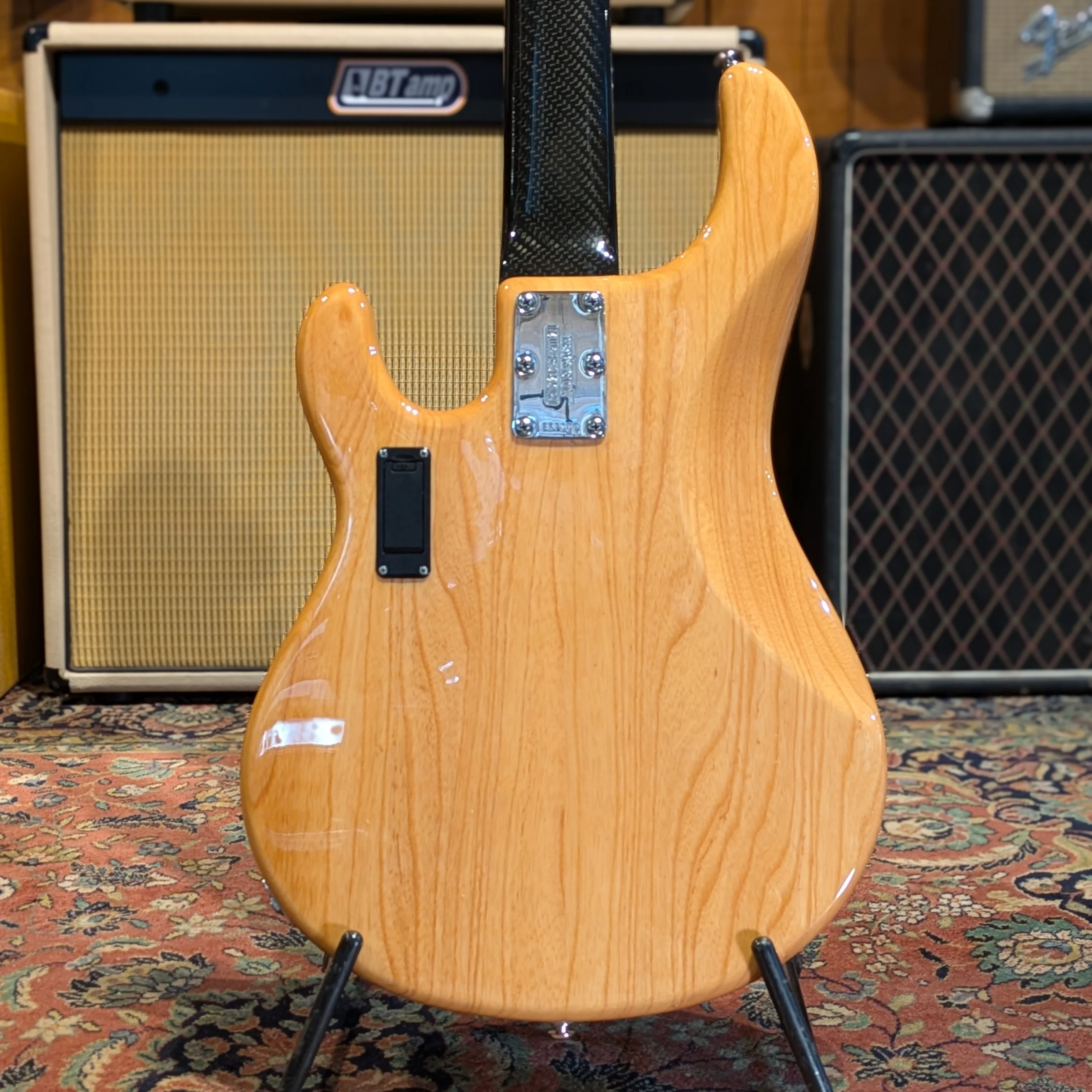 Ernie Ball Music Man Musicman Stingray 5H 2007 with Status Graphite neck- Natural - Image 3