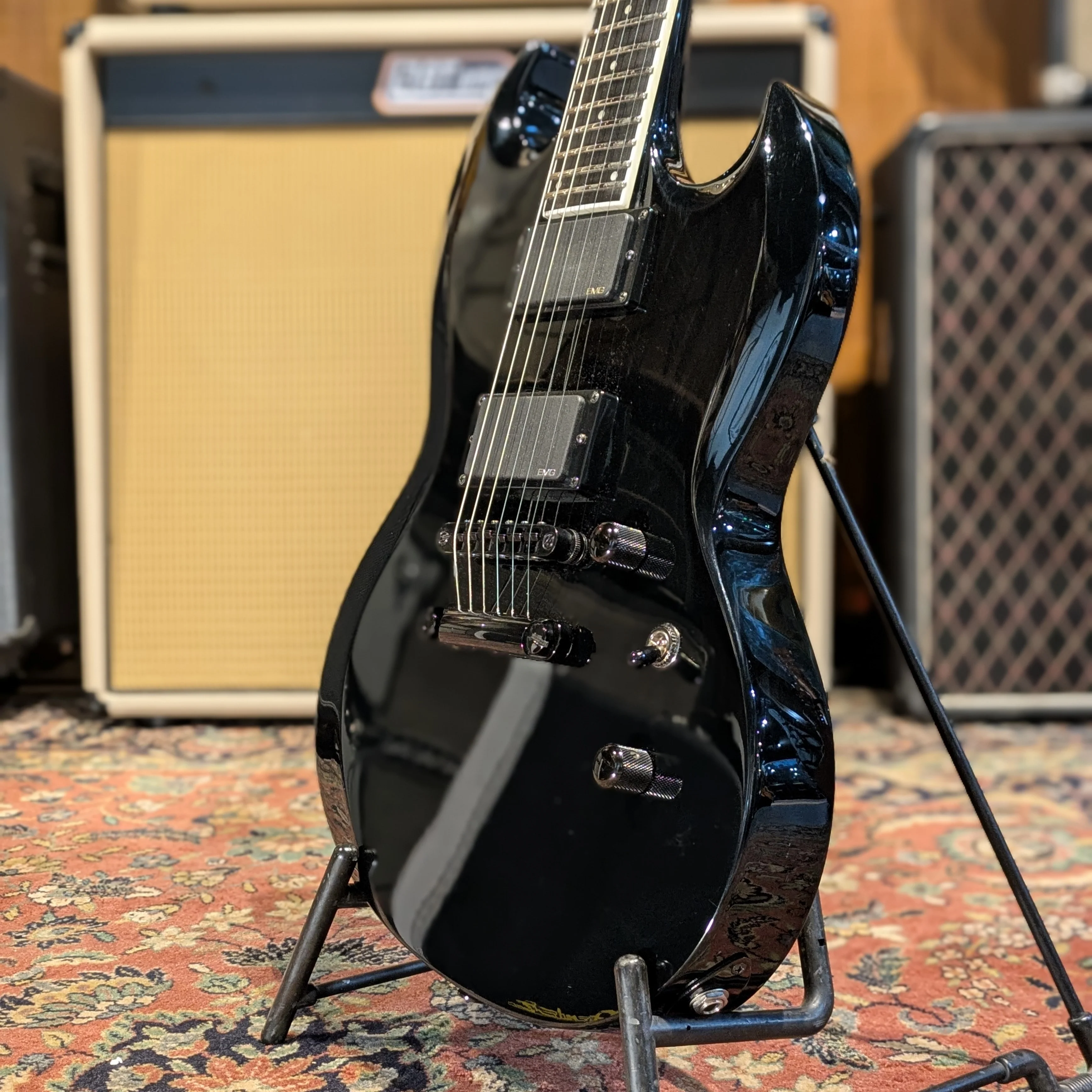 ESP LTD Viper Standard - Black - Made in Japan - Image 2