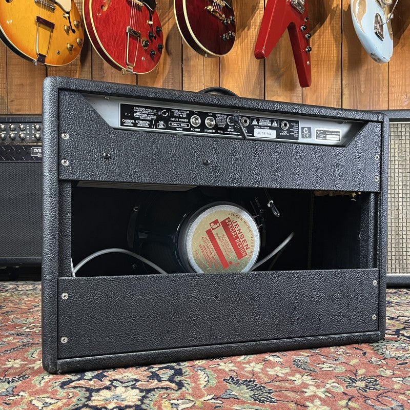 Fender '65 Deluxe Reverb Reissue - Image 2