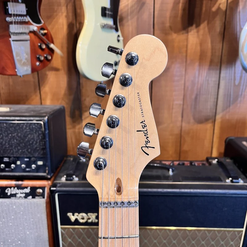 Fender American Deluxe Stratocaster HSS with Maple Fretboard 2009 - Montego Black - Image 5