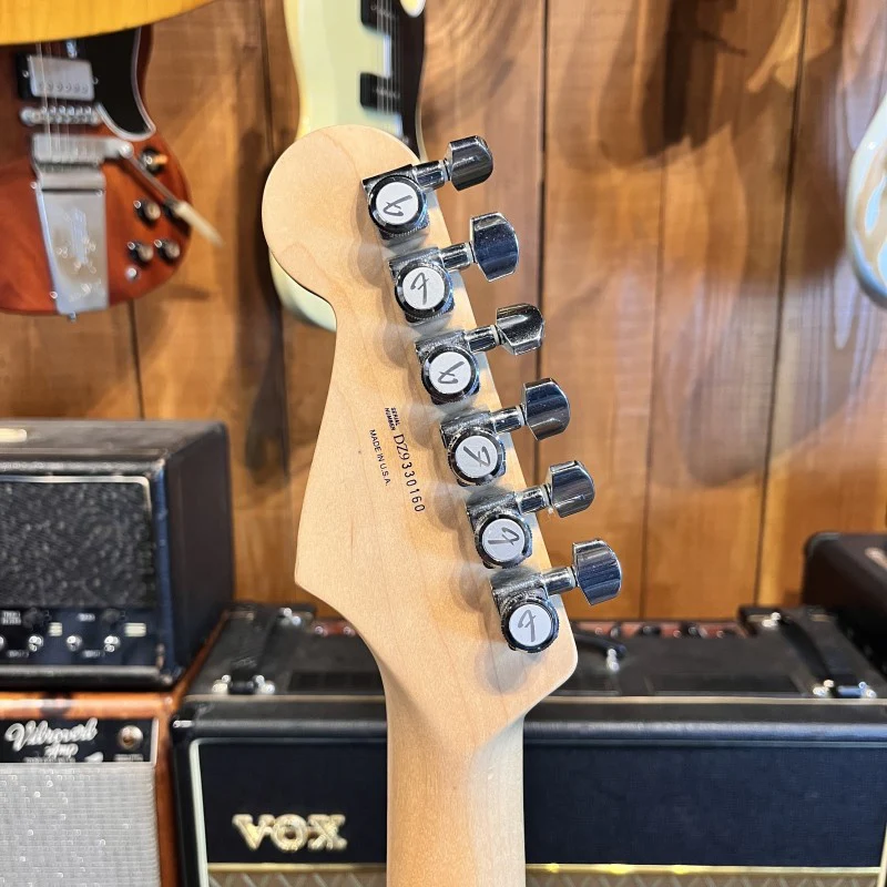 Fender American Deluxe Stratocaster HSS with Maple Fretboard 2009 - Montego Black - Image 6