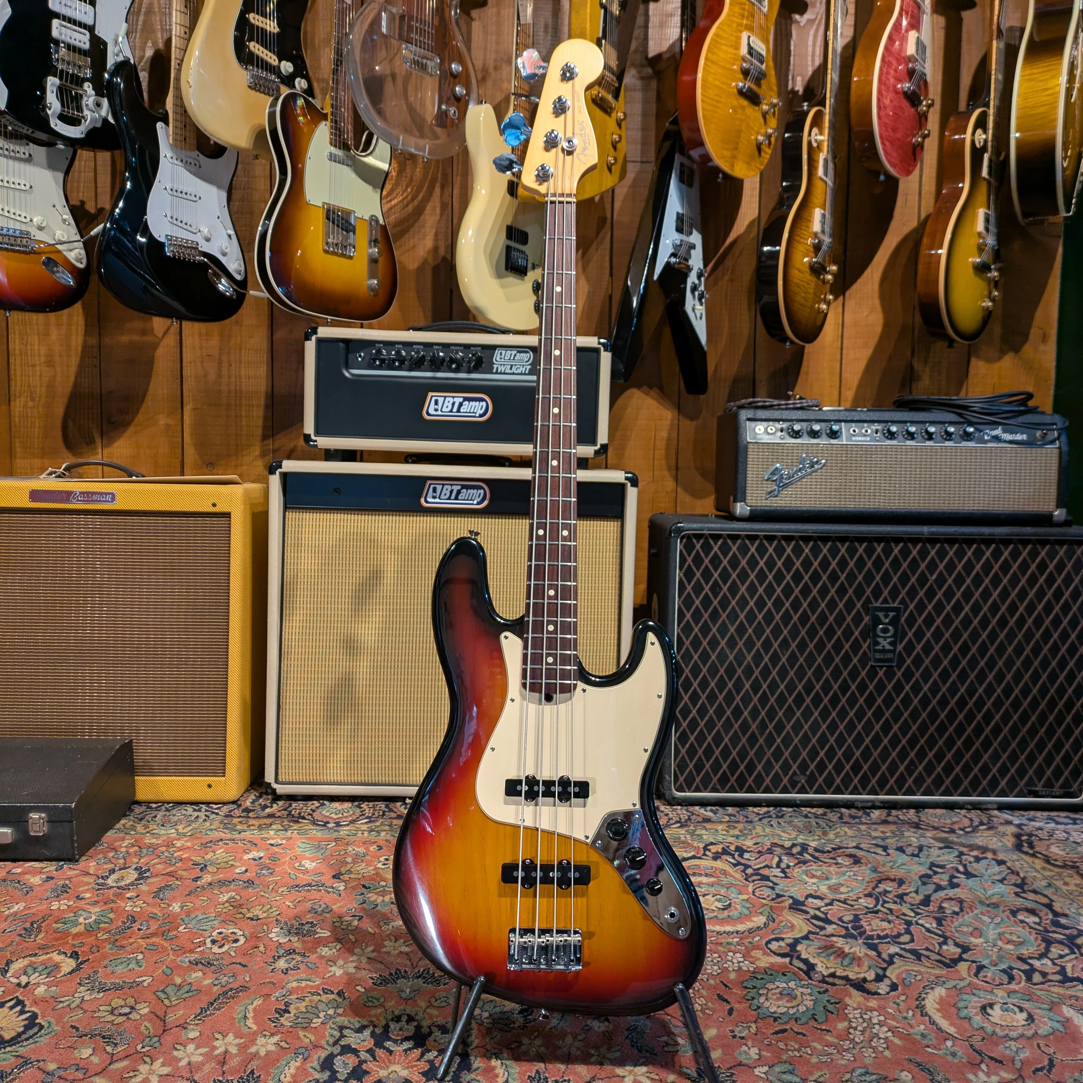 Fender American Jazz Bass 2003 - 3-Color Sunburst - Image 5