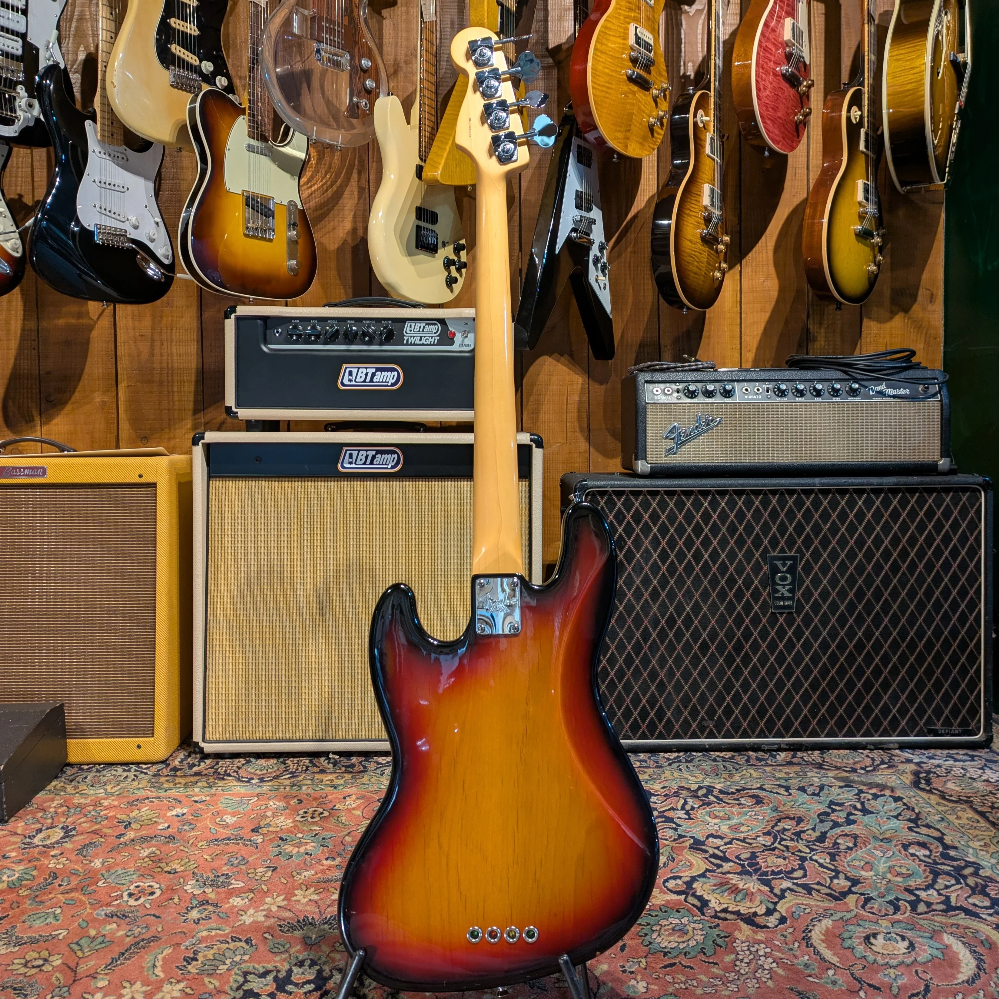 Fender American Jazz Bass 2003 - 3-Color Sunburst - Image 6