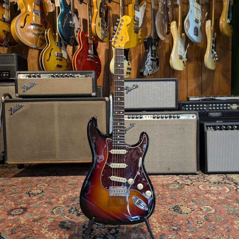 Fender American Professional II Stratocaster with Rosewood Fretboard 2021 - 3-Color Sunburst - Image 3