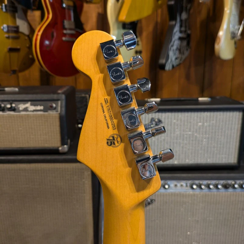 Fender American Professional II Stratocaster with Rosewood Fretboard 2021 - 3-Color Sunburst - Image 5