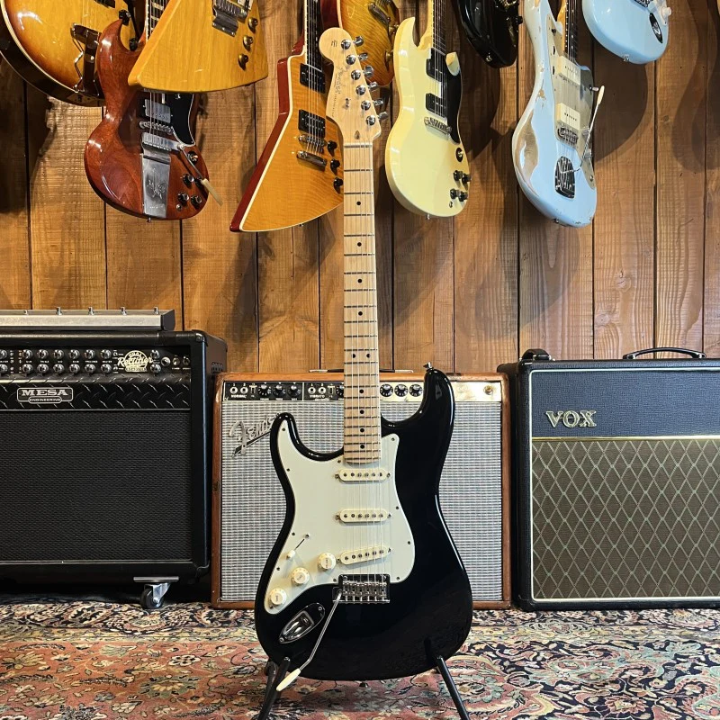 Fender American Professional Stratocaster Gauchère - Image 3