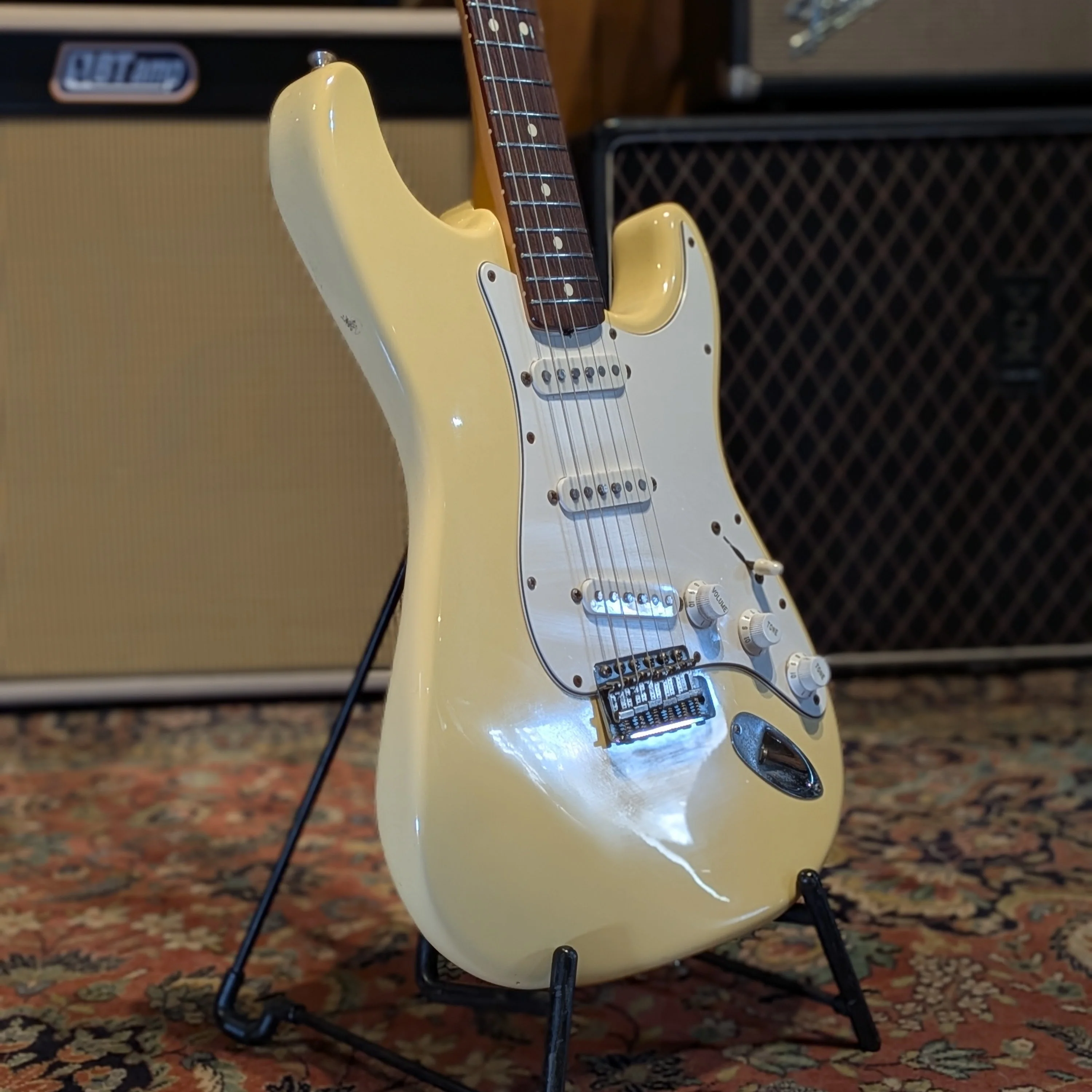 Fender American Vintage '62 Stratocaster 1991 - Vintage White - Image 2