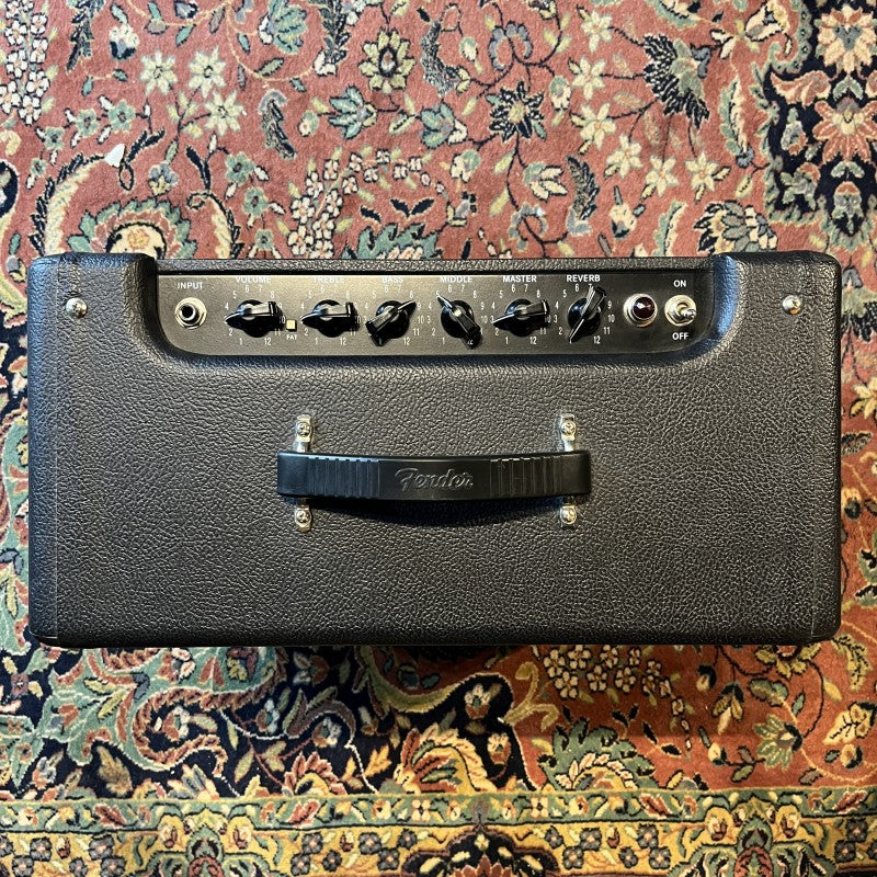 Fender Blues Junior III 15-Watt 1x12" Guitar Combo 2010 - 2017 - Black - Image 3