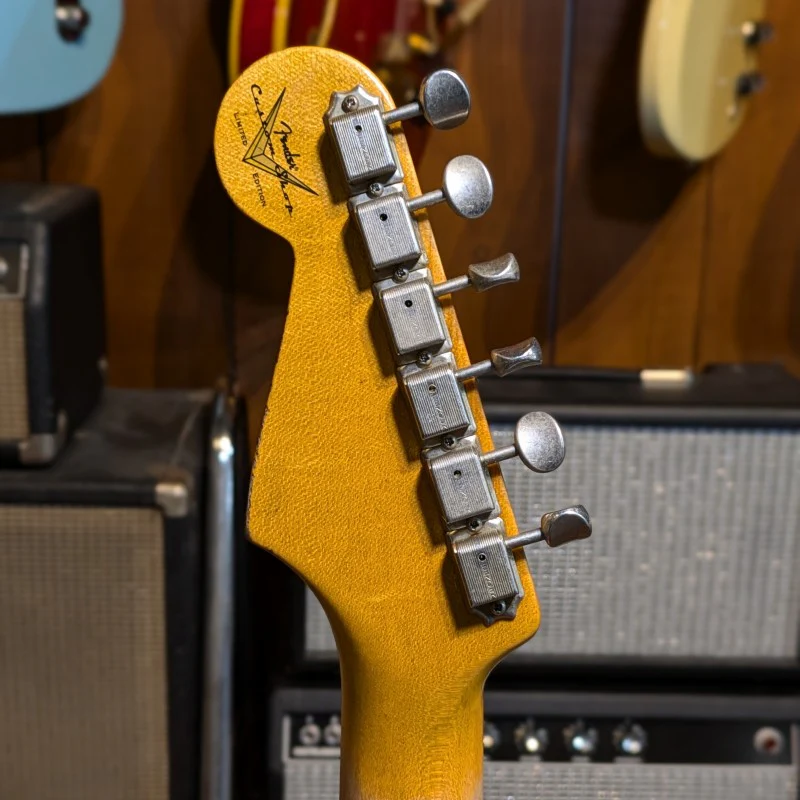 Fender Custom Shop '65 Reissue Stratocaster Heavy Relic NAMM 18 - Image 14