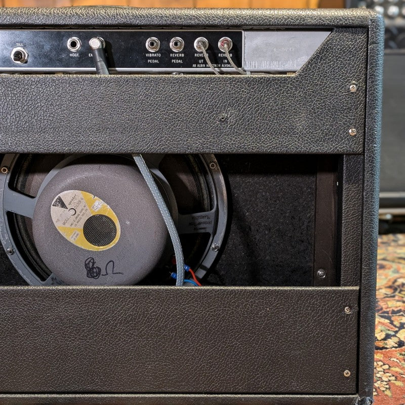 Fender Deluxe Reverb 2-Channel 22-Watt 1x12" Guitar Combo 1966 - Black Panel - Image 21