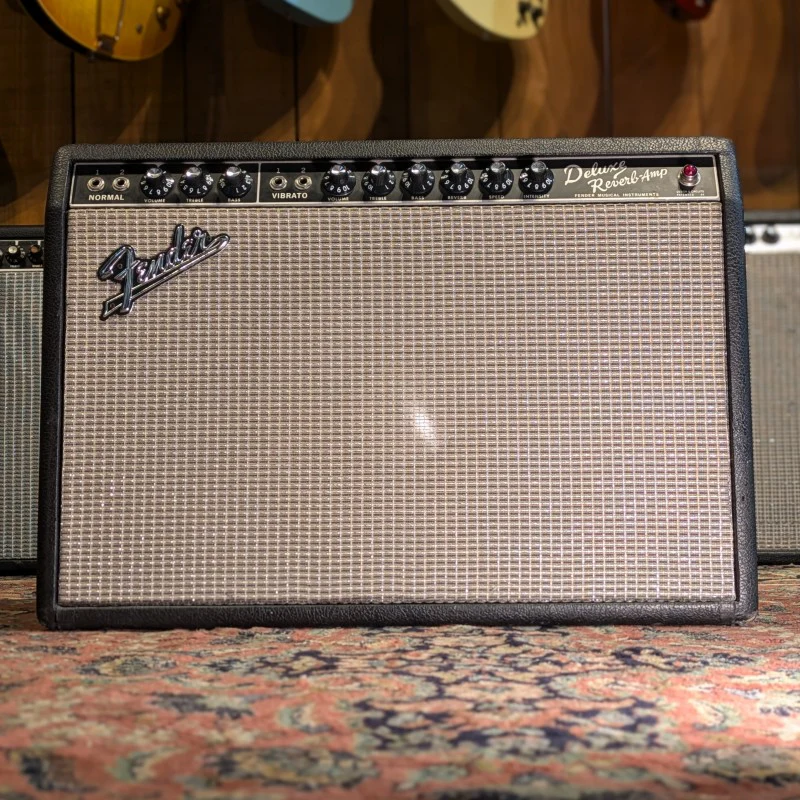 Fender Deluxe Reverb 2-Channel 22-Watt 1x12" Guitar Combo 1966 - Black Panel - Image 3