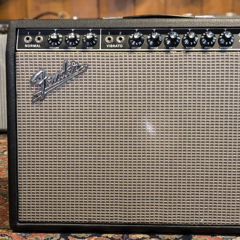 Fender Deluxe Reverb 2-Channel 22-Watt 1x12" Guitar Combo 1966 - Black Panel - Image 7