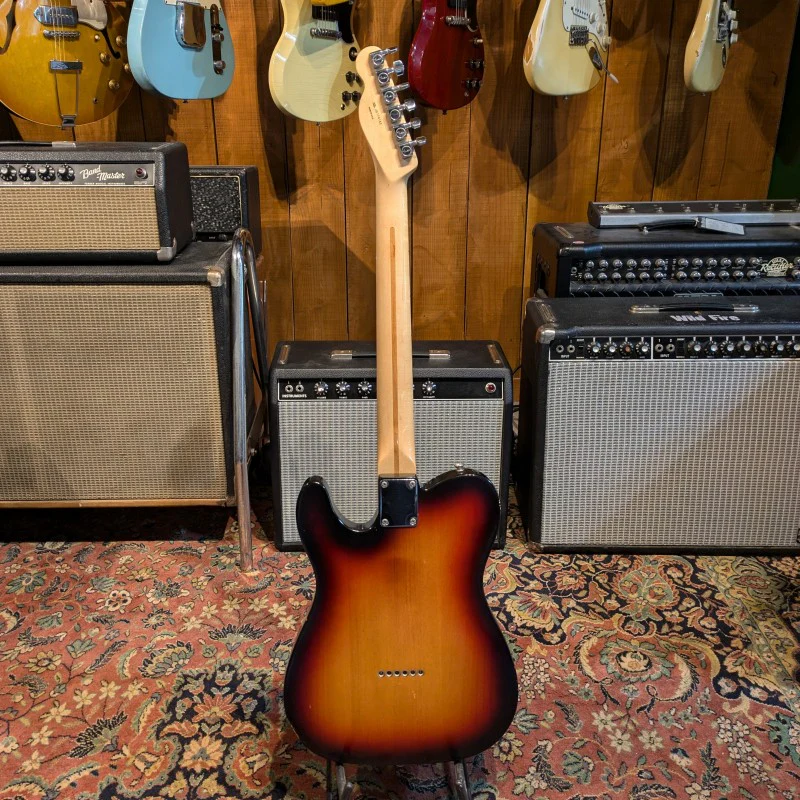 Fender Highway One Telecaster 2010 - 3-Color Sunburst - Image 4