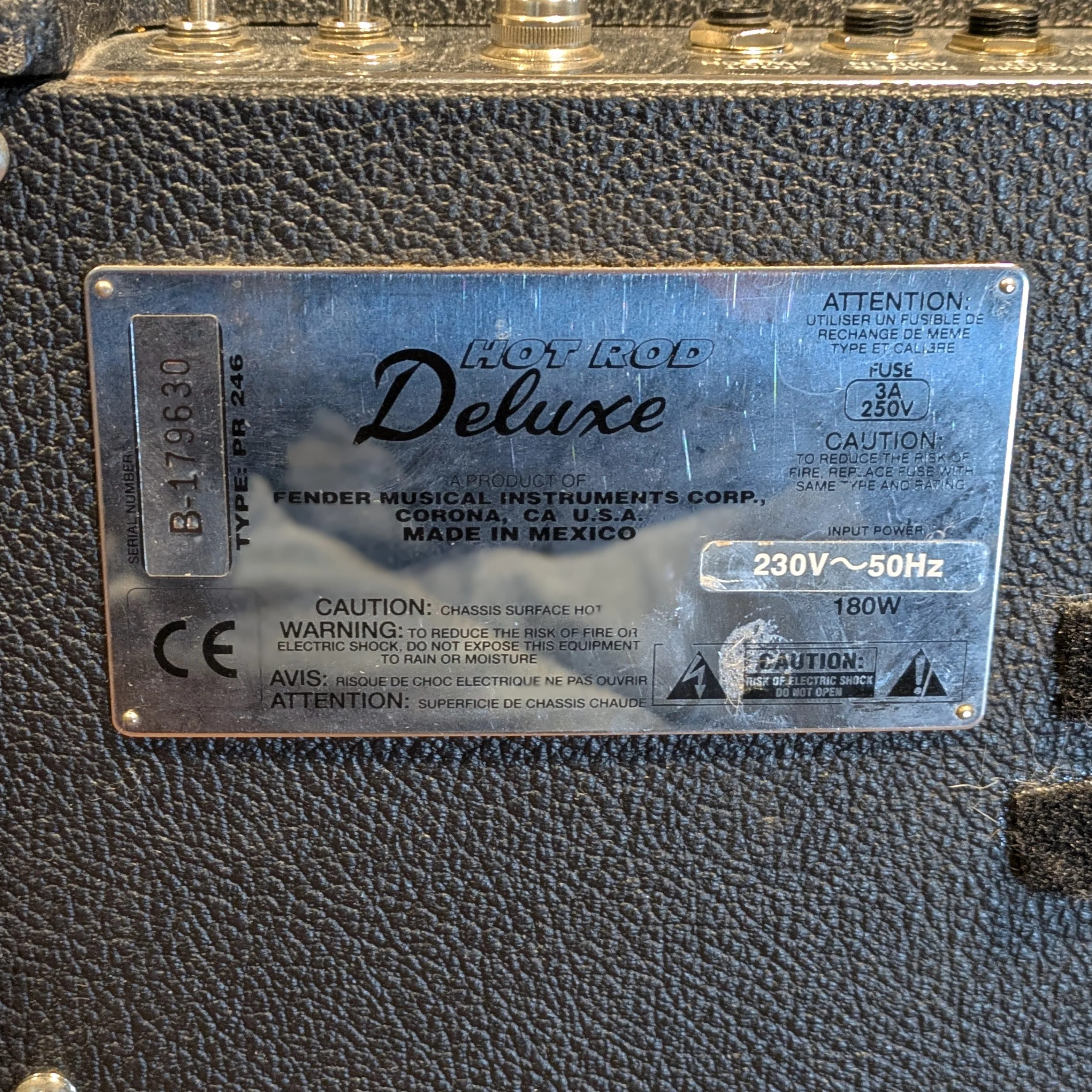 Fender Hot Rod Deluxe 3-Channel 40-Watt 1x12" Guitar Combo 1996 - 2001 - Black - Image 6