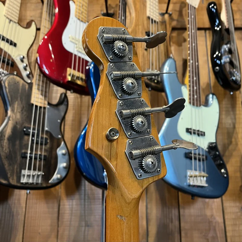 Fender Jazz Bass AV62 1996 - Image 6