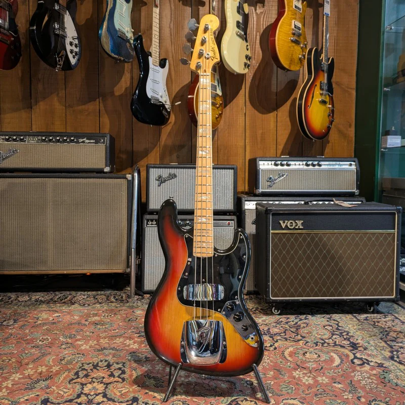 Fender Jazz Bass with Maple Fretboard 1970 - 1974 - Sunburst - Image 6