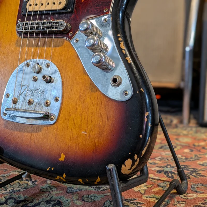 Fender Kurt Cobain Road Worn Jaguar 2012 - 3-Color Sunburst - Image 5