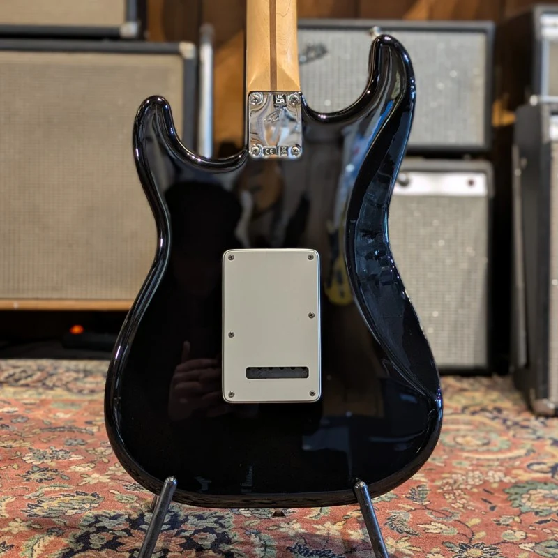 Fender Player Stratocaster HSS with Pau Ferro Fretboard Black - Image 2