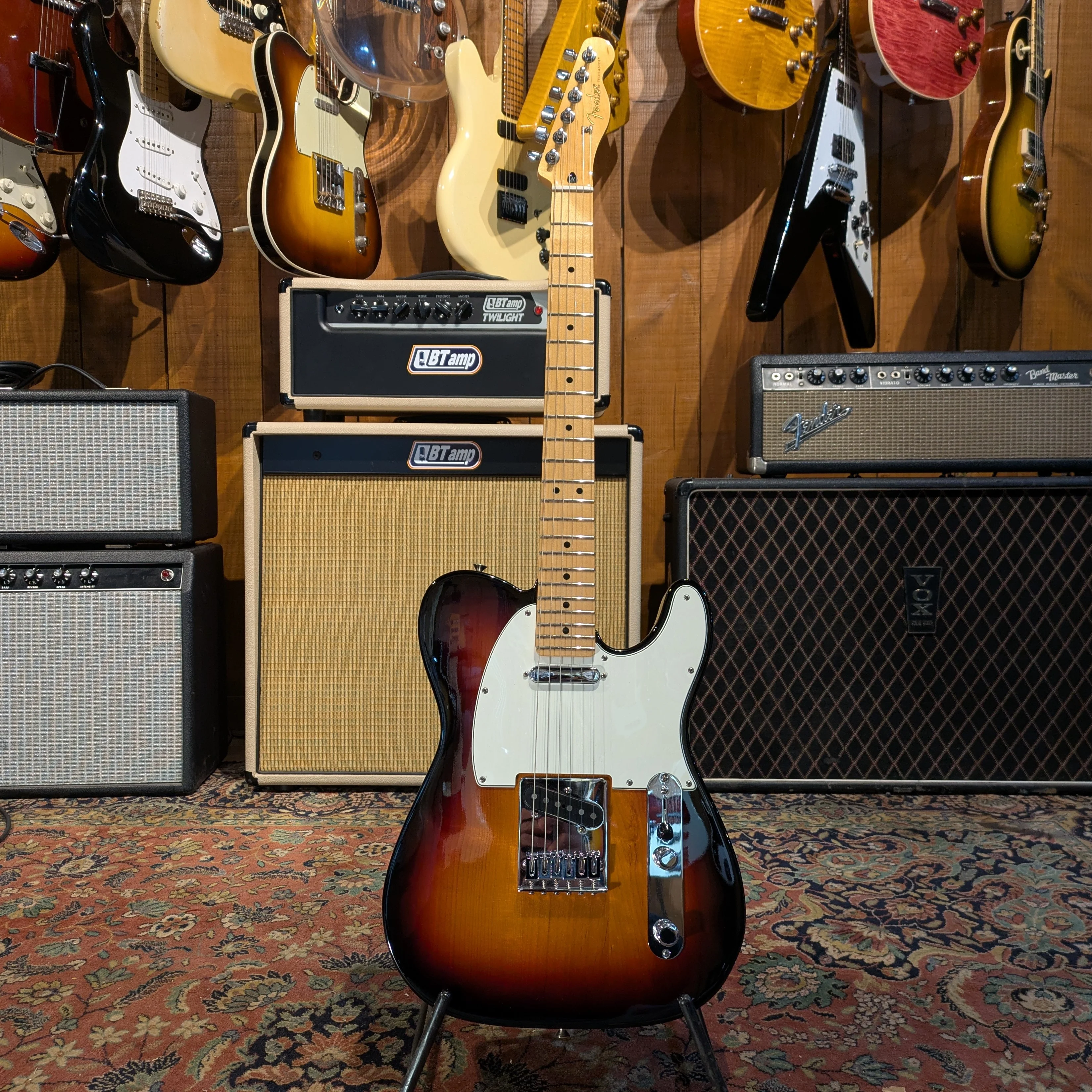 Fender Player Telecaster with Maple Fretboard - 2019 - 3-Color Sunburst - Image 3