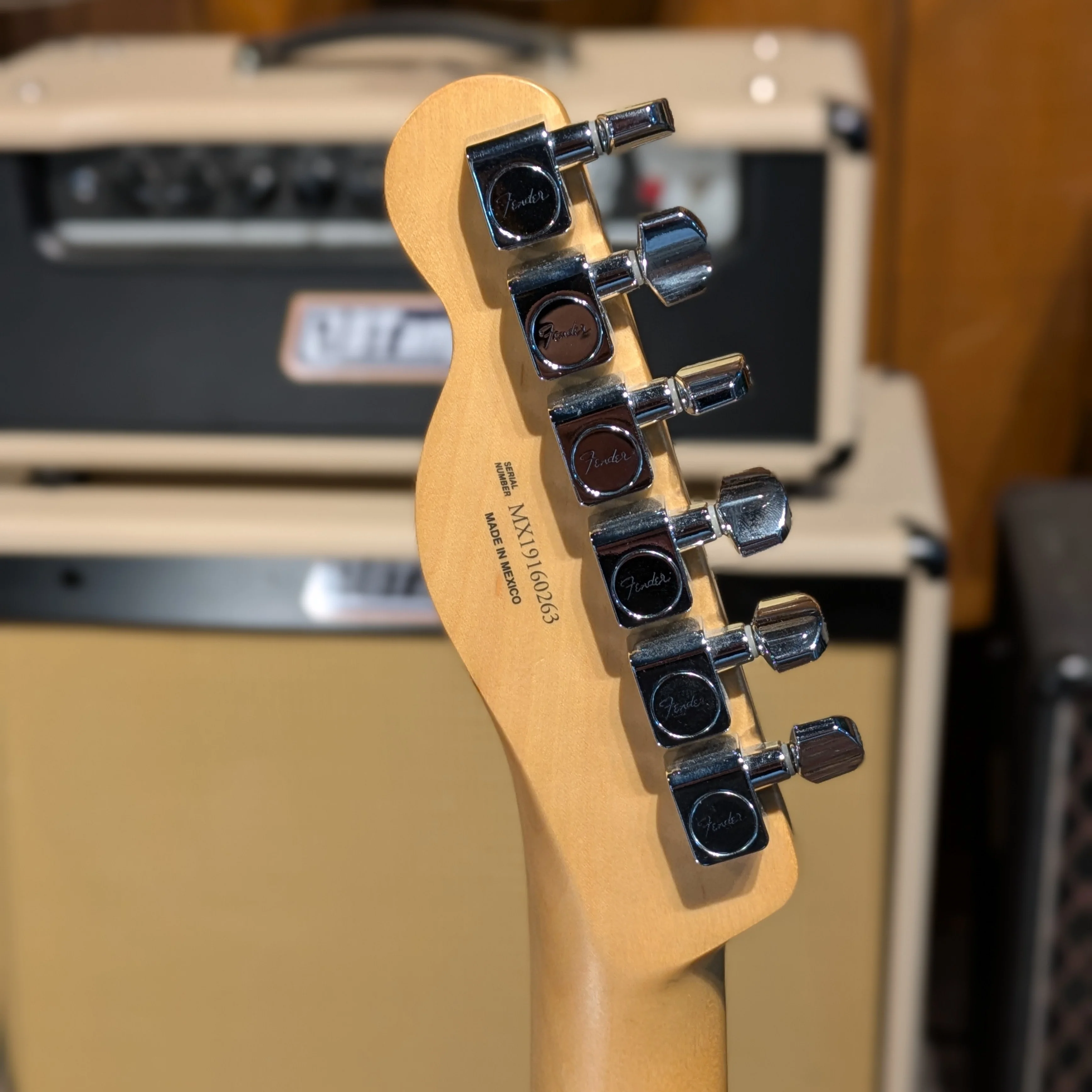 Fender Player Telecaster with Maple Fretboard - 2019 - 3-Color Sunburst - Image 6