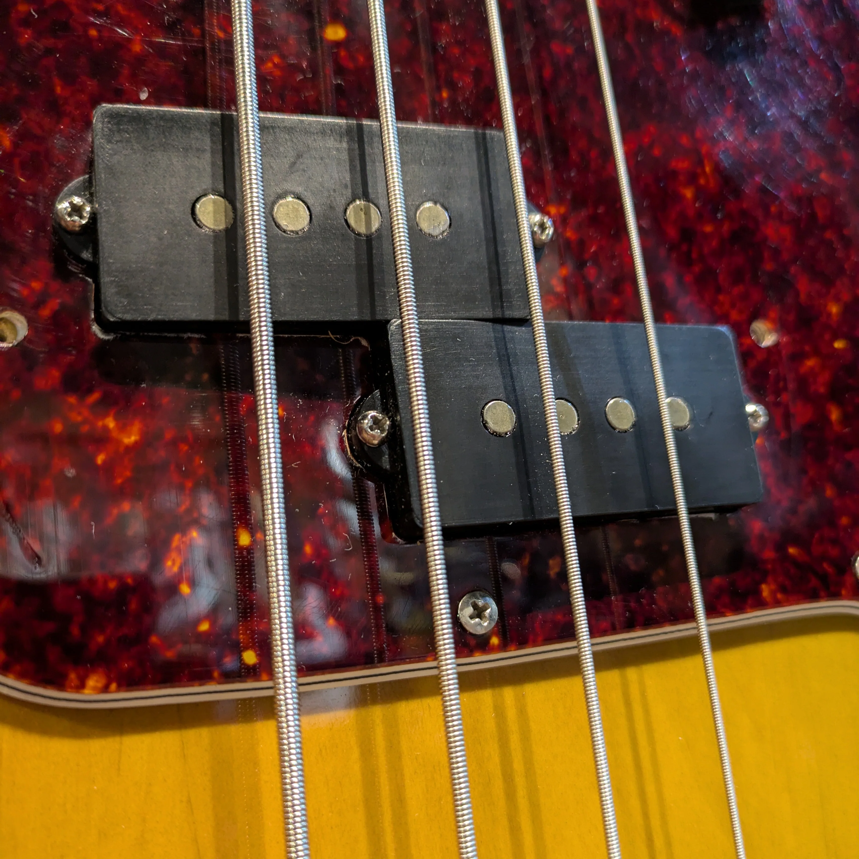 Fender Precision Bass with Rosewood Fretboard 1968 - Sunburst - Image 14