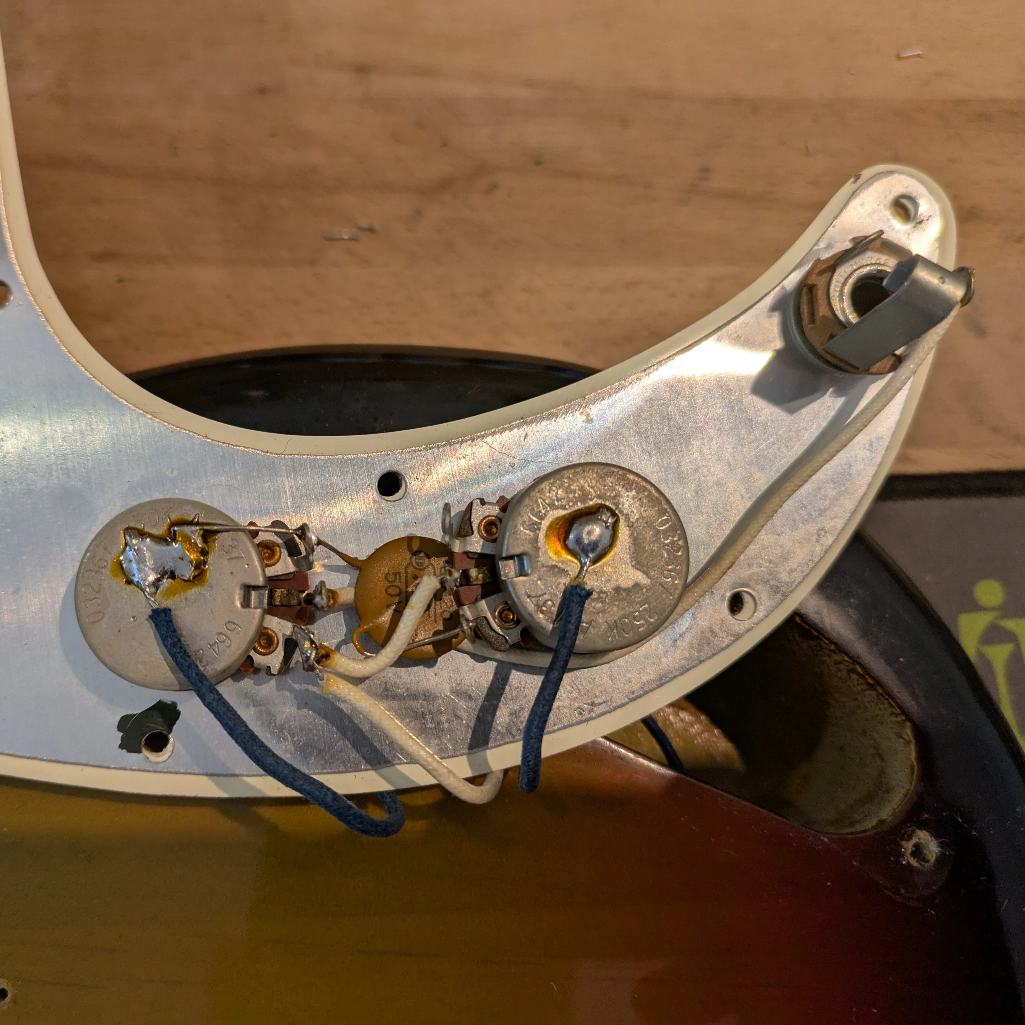 Fender Precision Bass with Rosewood Fretboard 1968 - Sunburst - Image 23
