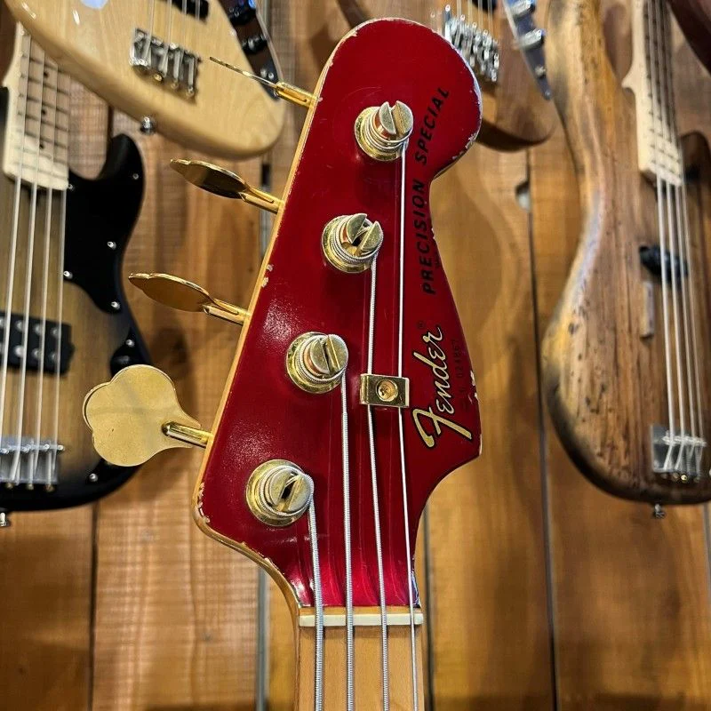 FENDER PRECISION SPECIAL CANDY APPLE RED (1982) - Image 5