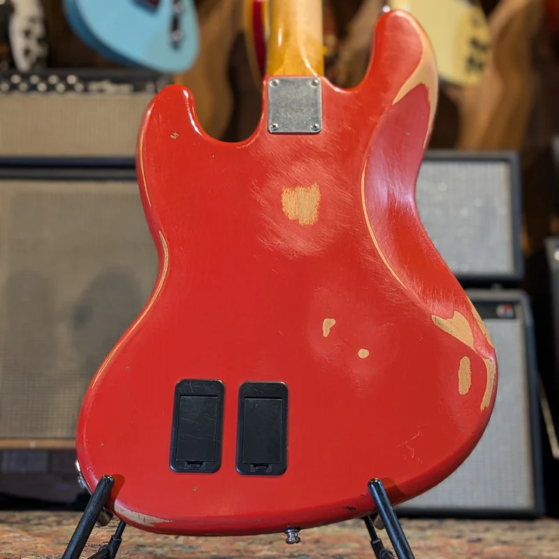 Fender Road Worn '60s Jazz Bass 2009 - Fiesta Red - with Preamp OB3 - Image 2