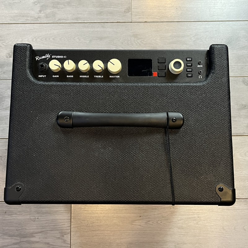 Fender Rumble Studio 40 - Image 3