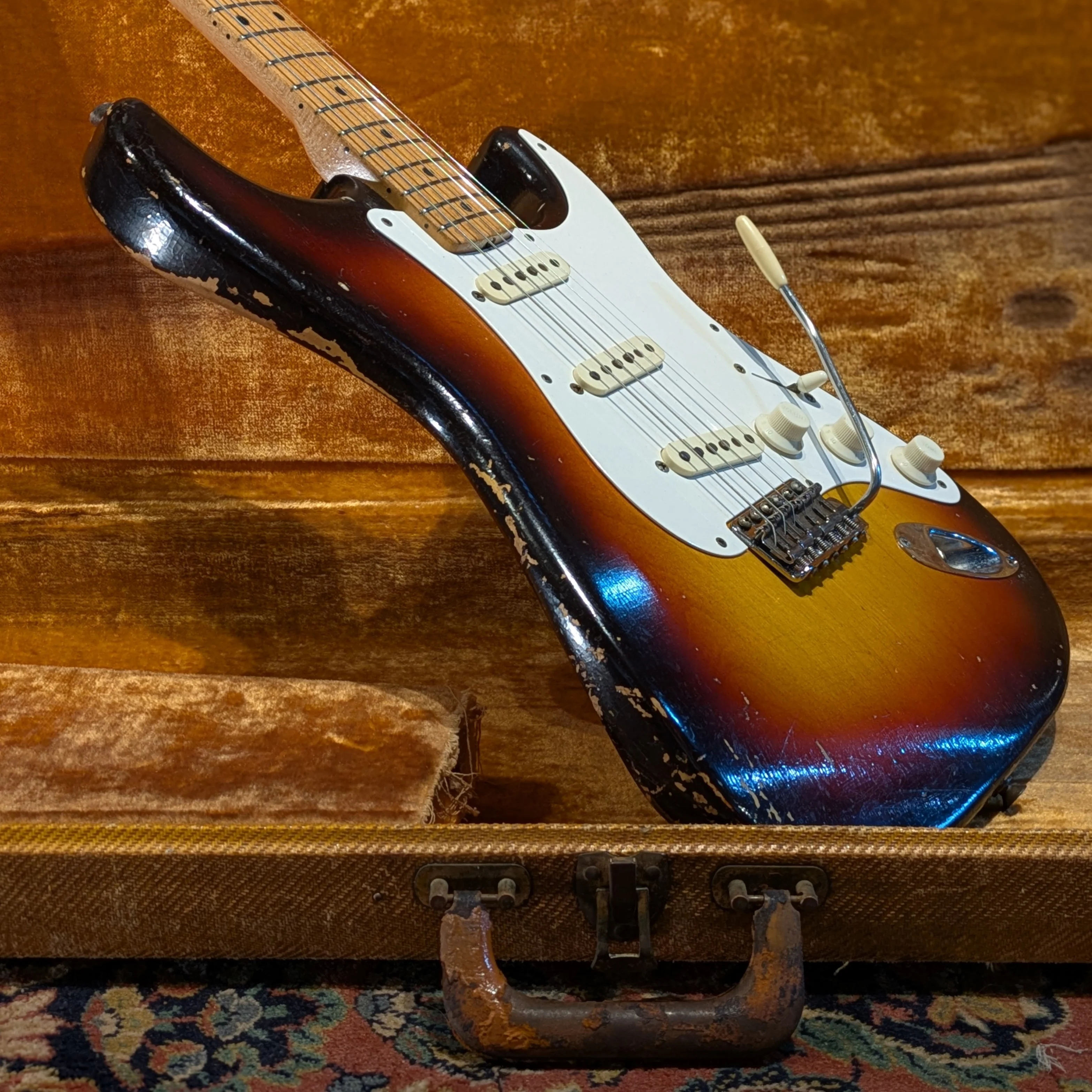 Fender Stratocaster 1958 - 3 Tone Sunburst - Image 16