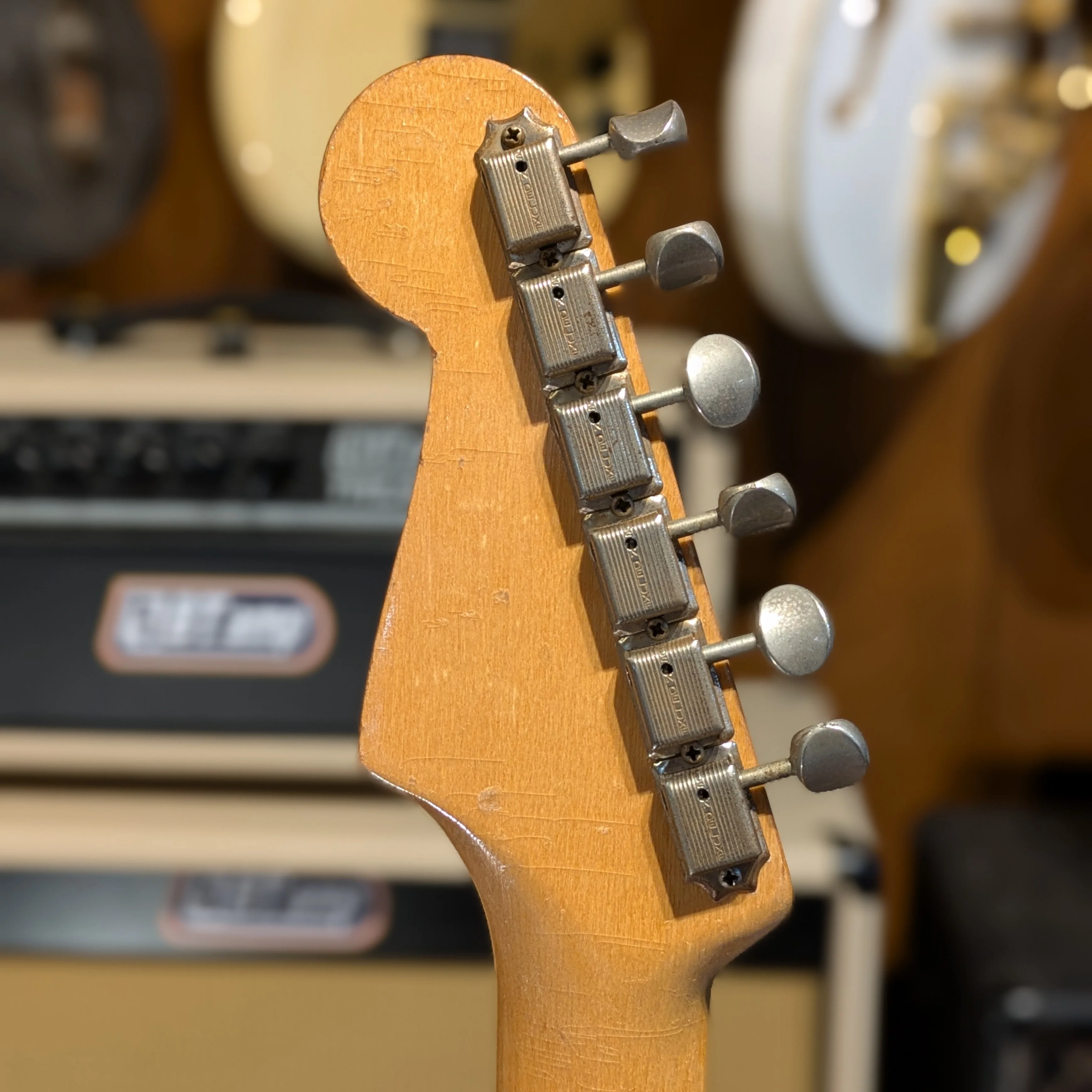 Fender Stratocaster 1958 - 3 Tone Sunburst - Image 20