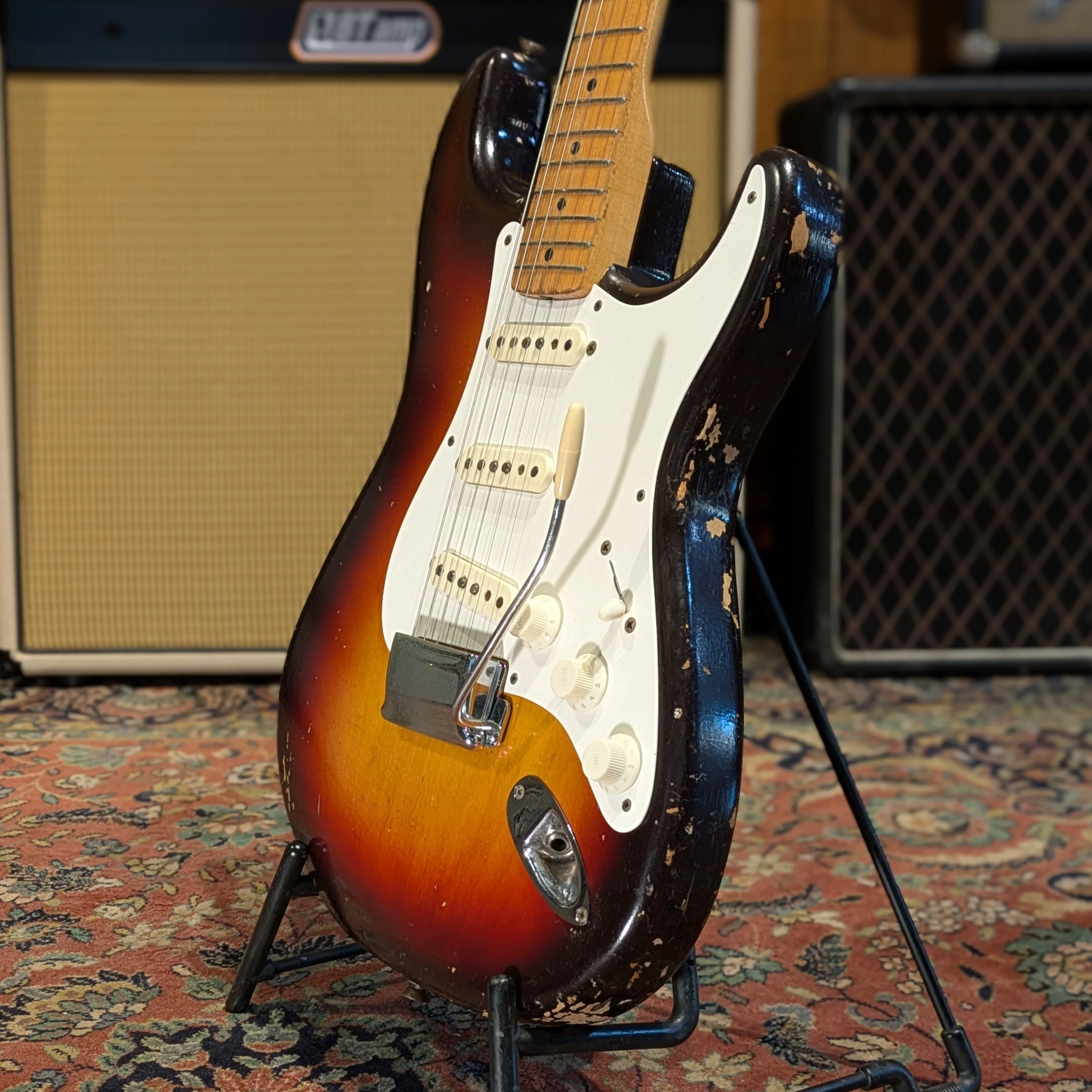 Fender Stratocaster 1958 - 3 Tone Sunburst - Image 3