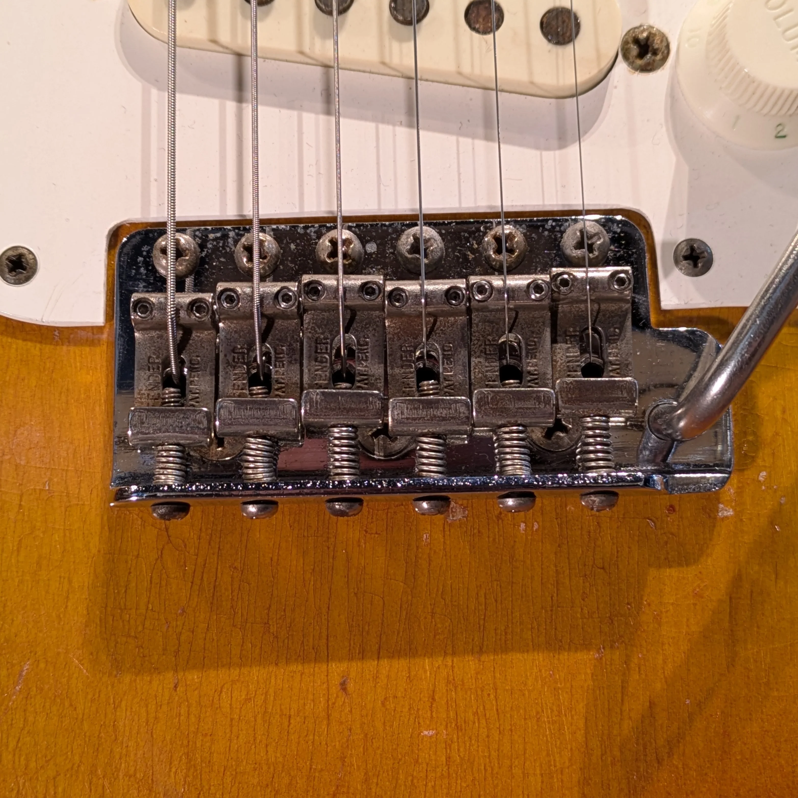 Fender Stratocaster 1958 - 3 Tone Sunburst - Image 9