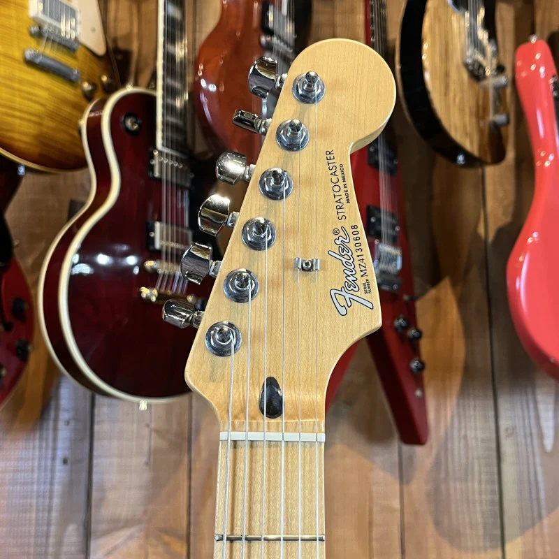 Fender Stratocaster 2005 - Sunburst - Image 5