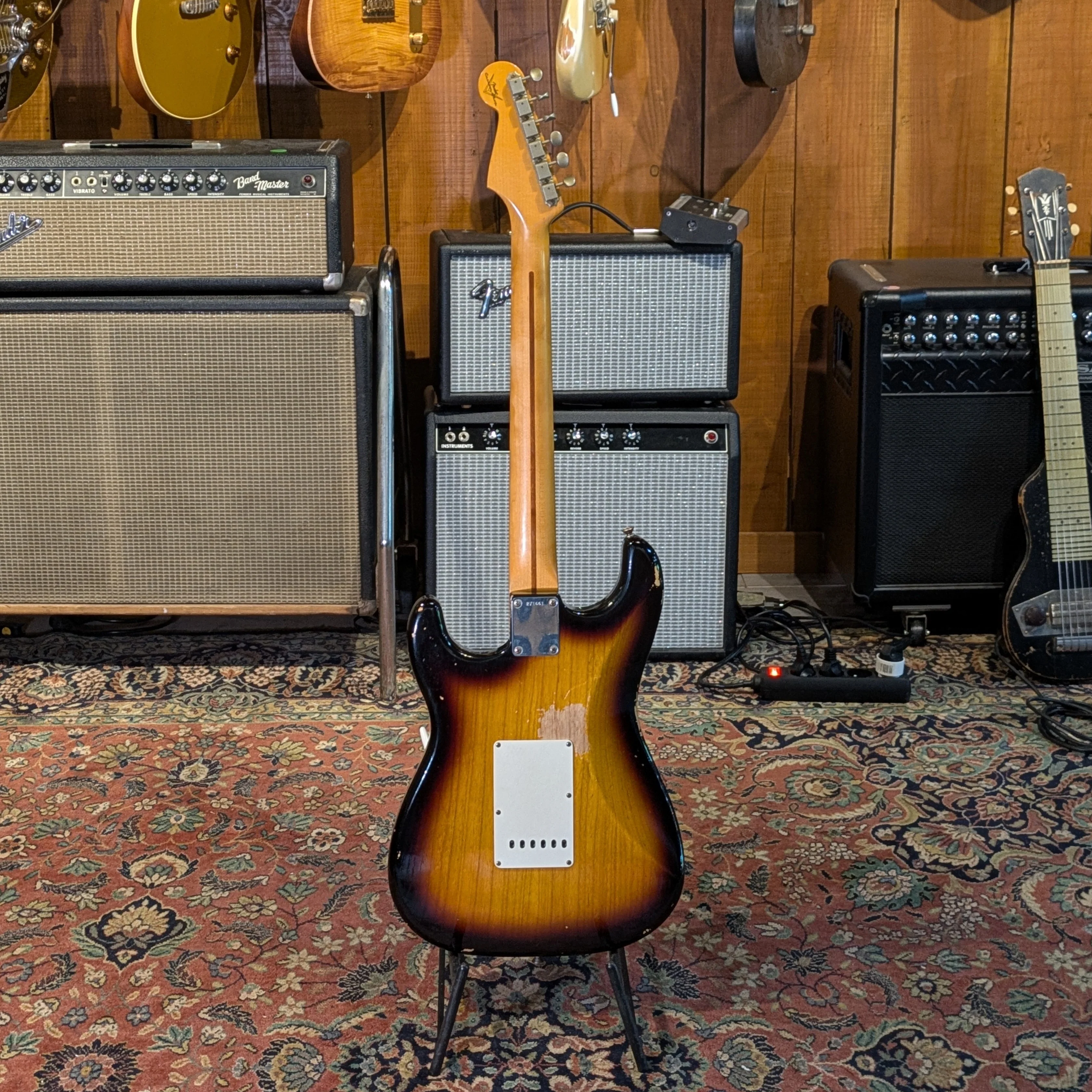 Fender Stratocaster 56 Custom Shop Relic Sunburst / Swamp Ash - Image 4
